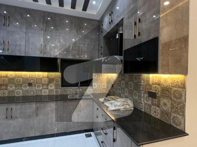10 Marla Like New House With gas Available For Rent In Bahria Town Lahore. Bahria Town Takbeer Block