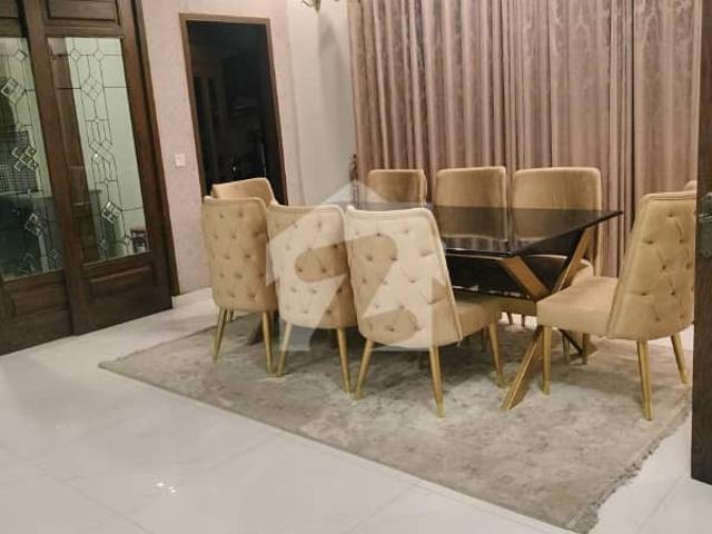 10 marla like brand new luxury fully furnished upper portion for rent in gulbhar block bahria town lahore