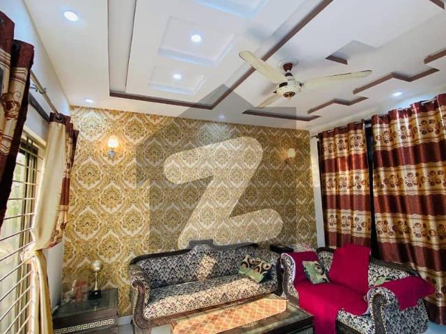 10 marla lower portion available for rent in central park housing scheme lahore