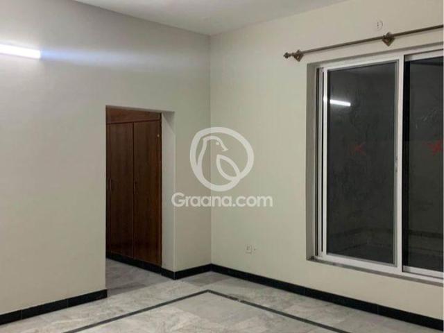 10 Marla Lower portion for Rent