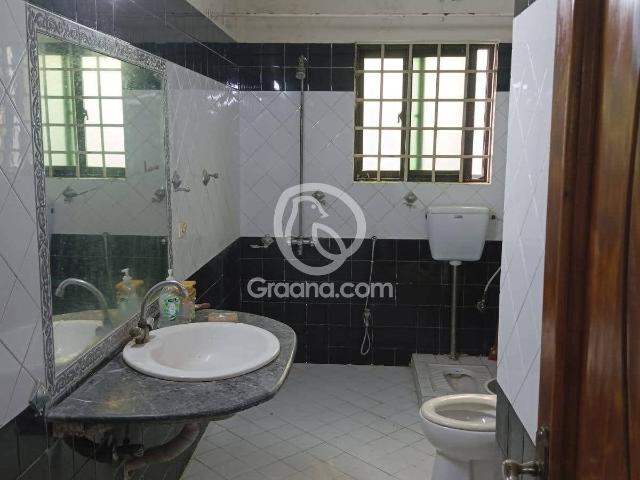 10 Marla Lower portion for Rent