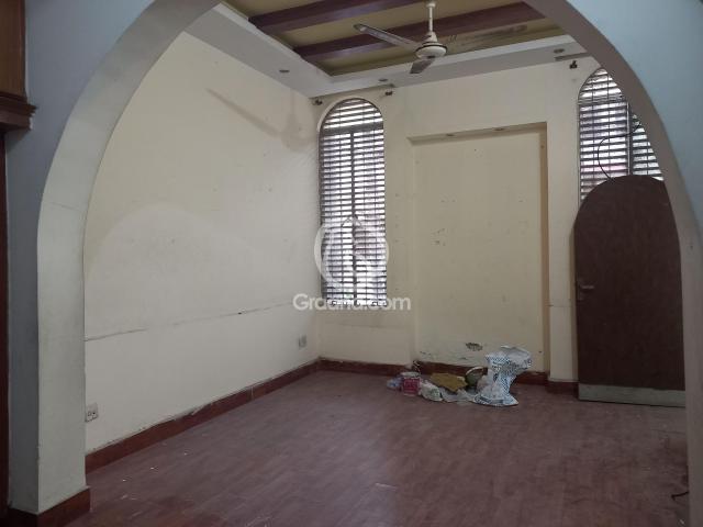 10 Marla Lower portion for Rent