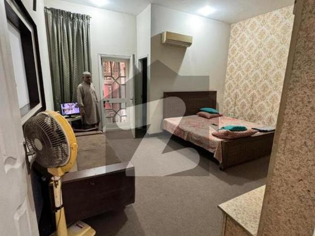 10 Marla Luxurious 2 Storey House For Urgent Sale Marghzar Officers Colony