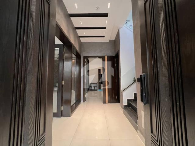 10 Marla Luxury Bungalow With Modern Features In DHA Phase 4 Lahore