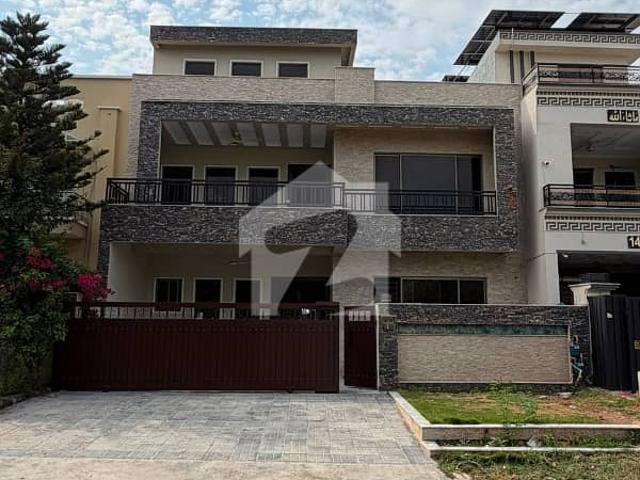 10 Marla Luxury Double Unit House For Rent CDA Sector D 12/1, Islamabad