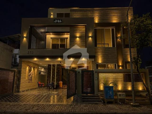 10 Marla Luxury Designer House for Sale Topcity Islamabad