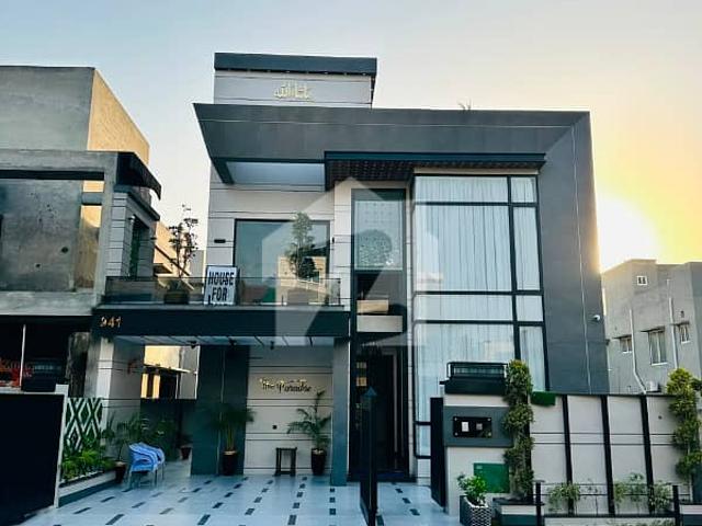 10 marla luxury full house for rent quaid block bahria town lahore