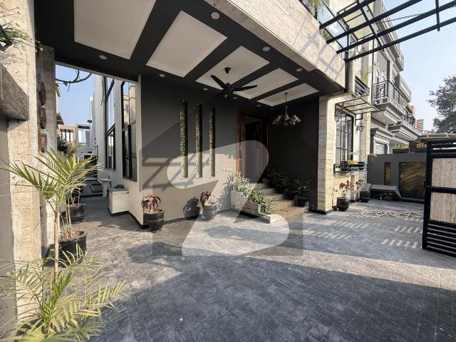 10 Marla Luxury House Available For Sale with Basement in Citi Housing Sialkot Citi Housing Society Block A