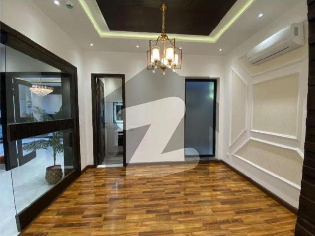 10 Marla Luxury House for Rent DHA Phase 8 Ex Air Avenue