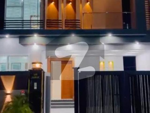 10 Marla Luxury House For Sale in DC Colony Sawan Block