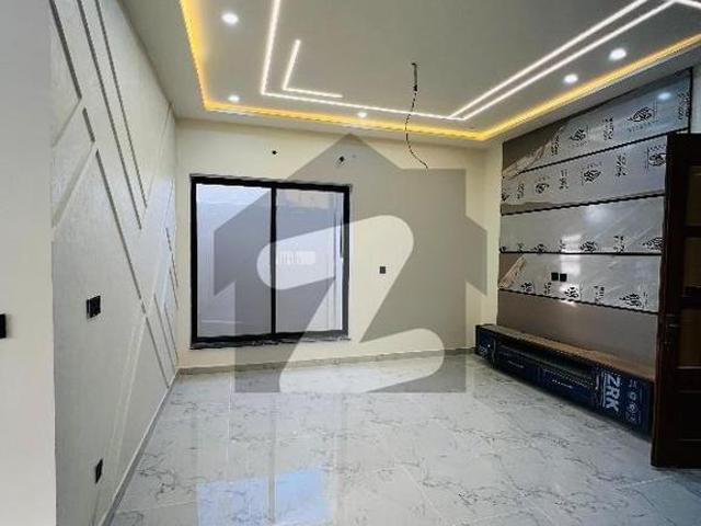 10 Marla Luxury House For Sale In Dha Multan DHA Phase 1 Sector B1