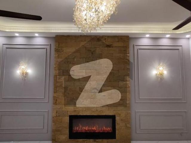 10 marla luxury house for sale in top city 1 block a