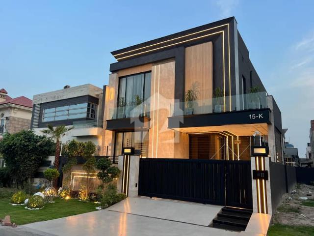 10 Marla Luxury House | Full Basement | Pool | Cinema Hall