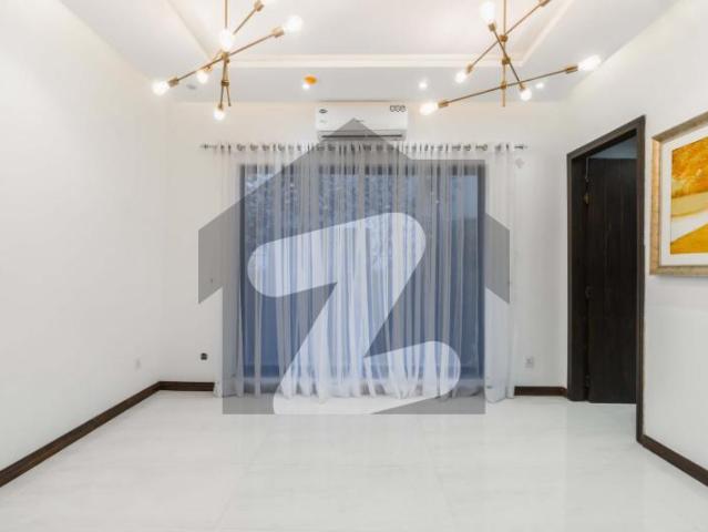 10 Marla Luxury House | Ultra Modern Design | Prime Location DHA Phase 7