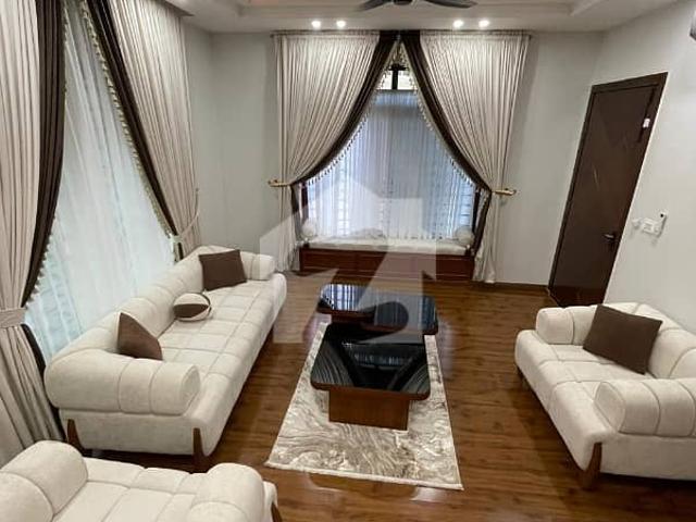 10 Marla Luxury Modern Design House Available For Sale In Bahria Enclave Islamabad