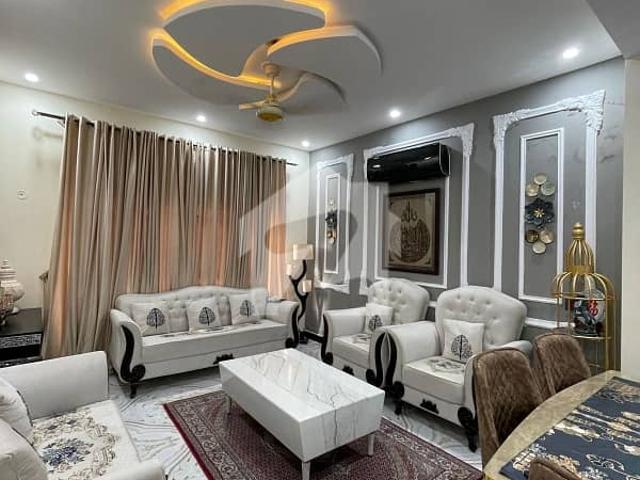 10 Marla luxury modern house available for sale in bahria enclave Islamabad