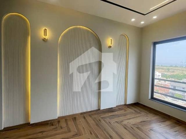 10 Marla Luxury Modern House Available For Sale In Bahria Enclave Islamabad