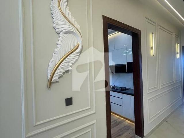 10 Marla Luxury Modern House Available For Sale In Bahria Enclave Islamabad