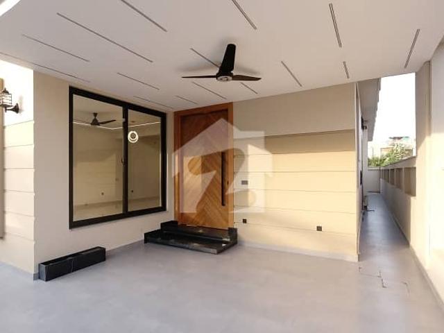10 Marla Luxury Modern House Available For Sale In Bahria Enclave Islamabad