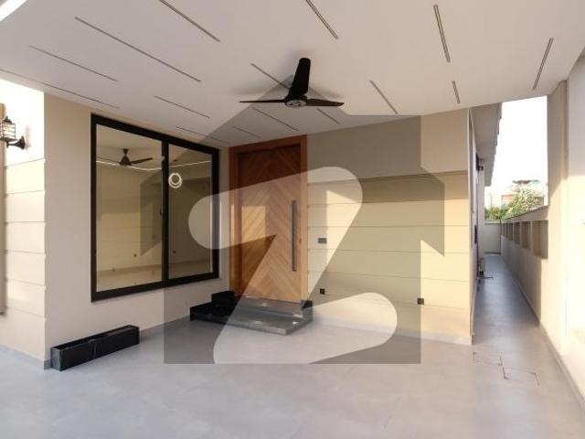 10 Marla luxury modern house available for sale in bahria enclave Islamabad. Bahria Enclave Sector C2