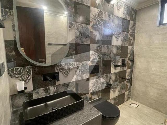 10 Marla luxury modern house available for sale in bahria enclave Islamabad. Bahria Enclave Sector F1