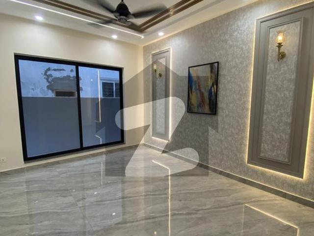 10 marla Luxury modern house For sale in royal orchard multan Royal Orchard