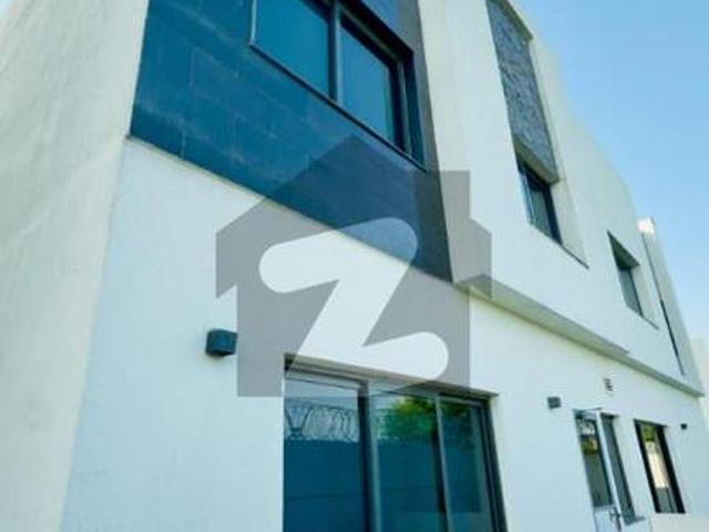 10 Marla Luxury & Premium Villa In Eighteen Islamabad Available For Sale Eighteen