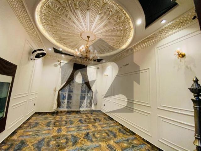10 Marla Luxury Villa main Bullevard House available for Sale in Citi housing Gujranwala Citi Housing Society