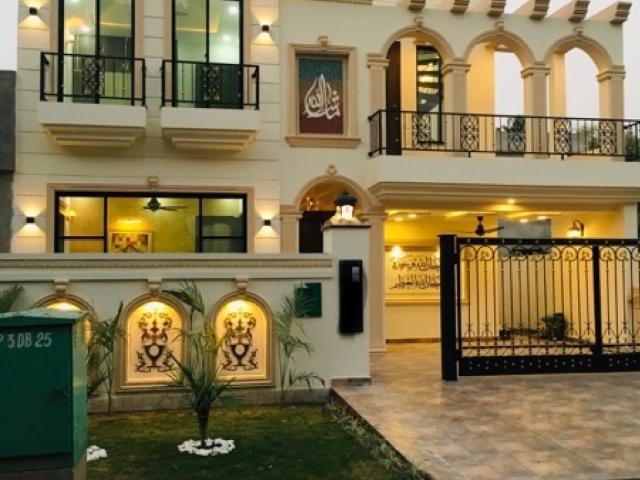 10 Marla Main Boulevard LDA Approved House For Sale Bahria Town LHR Lahore Bahria Town ID 77666
