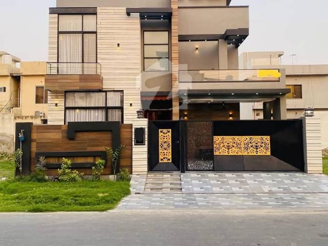 10 Marla Modern Design House For Rent In DHA Phase 3 Lahore