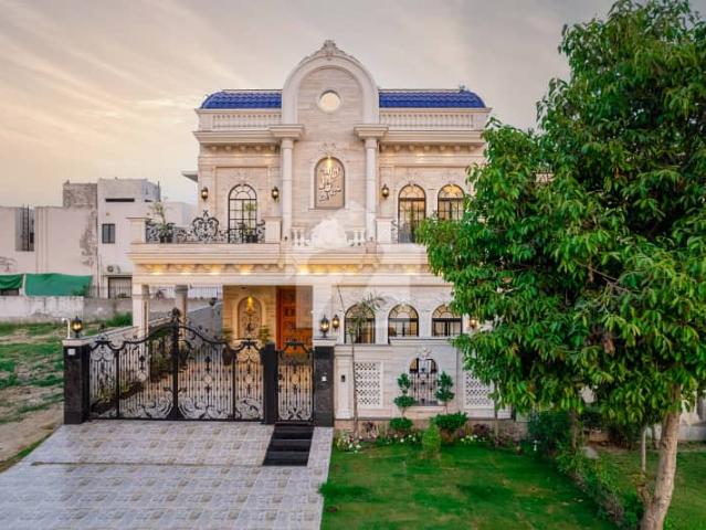10 Marla Modern Design House Top Class Beauty In Phase 3