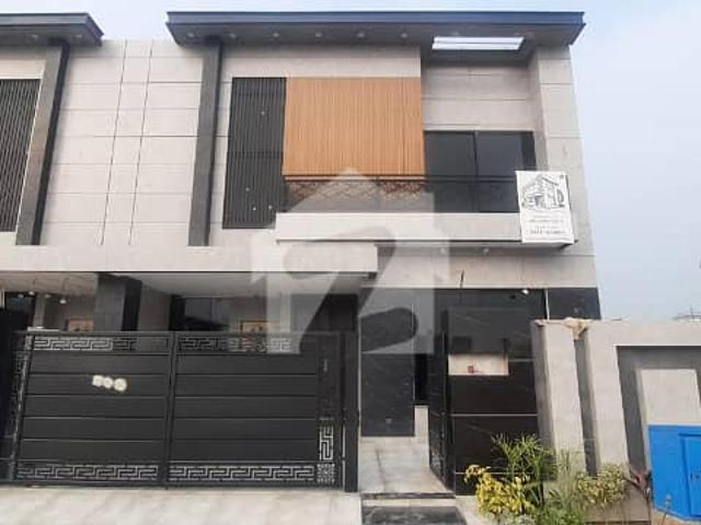 10 Marla Modern Design 4 Bed House Available For Sale In Paragon City Orchard Green