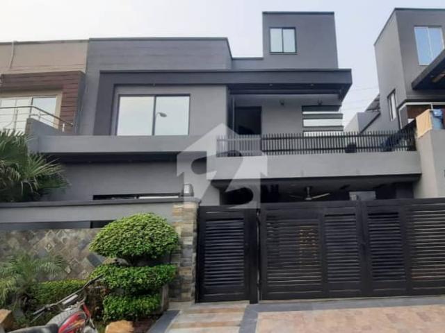 10 Marla Modern Design 4 Bed House Available For Sale In Paragon City Mounds Block