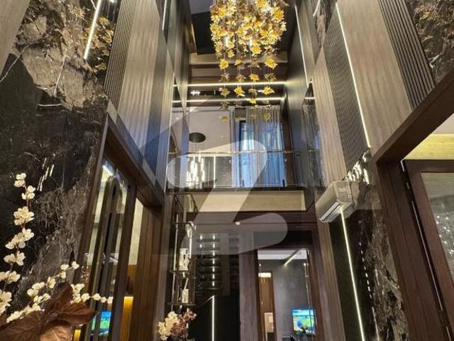 10 marla modern designe top location bungalow dha lahore for sale dha phase 8 ex air avenue