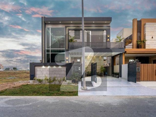 Premium 10 Marla Semi Furnished Residence Available in DHA Lahore