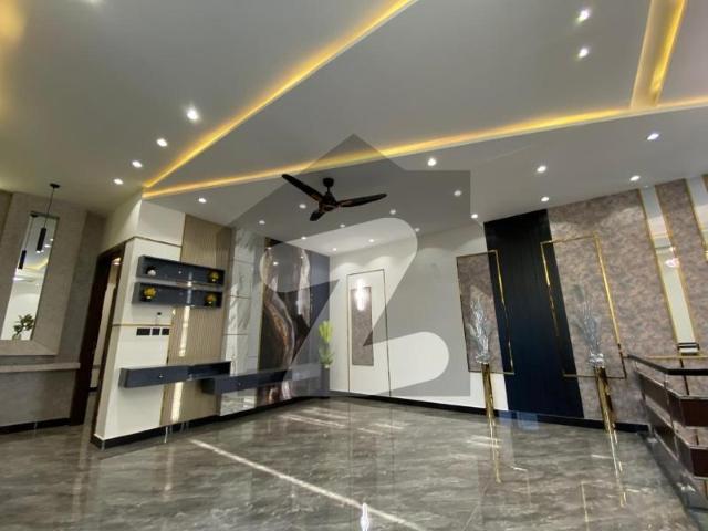 10 Marla Modern House Available For Sale At Prime Location In Block FF Citi Housing Gujranwala Citi Housing Society
