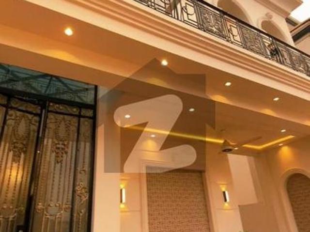 10 Marla modern House available for Sale in block FF Citi housing Gujranwala Citi Housing Society