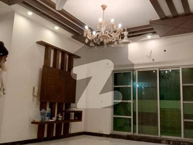 10 Marla Modern House For Rent DHA Phase 6