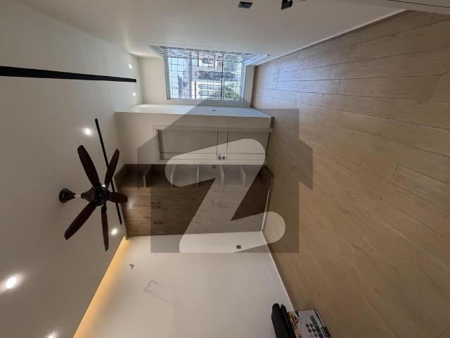 10 Marla Modern House On Main 80' Road Hottest Location Available For Sale! Citi Housing Society