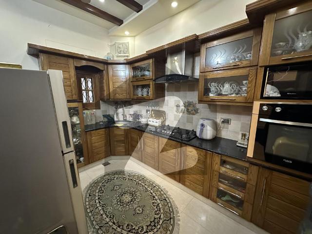 10 marla modern & luxury house for sale allama iqbal town