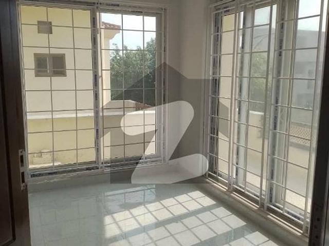 10 Marla Modern Upper Portion For Rent In C1 Near Main Gate