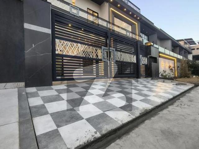 10 Marla Most Beautiful House For Sale In Buch Villas Multan Buch Executive Villas