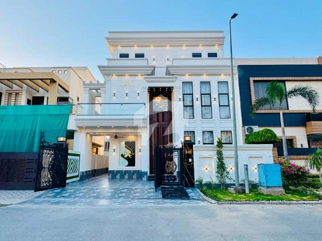 10 marla new brand double storey house available for sale, in citi housing gujranwala on prime location