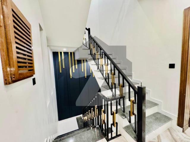 10 marla new brand double storey house available for sale, in citi housing gujranwala on prime location. Citi Housing Society