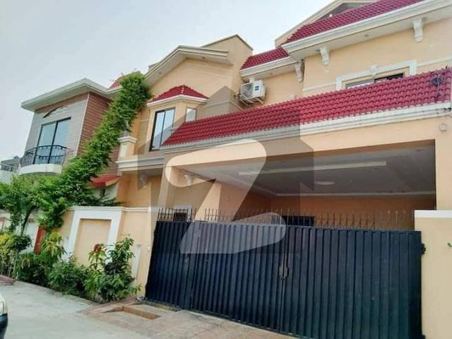 10 marla new brand house shaheen city phase 1 for sales