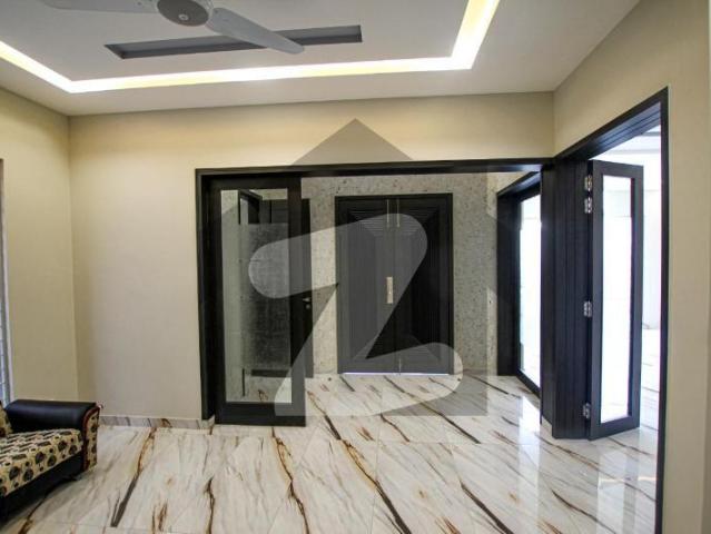 10 Marla New House For Sale Bankers Avenue Cooperative Housing Society