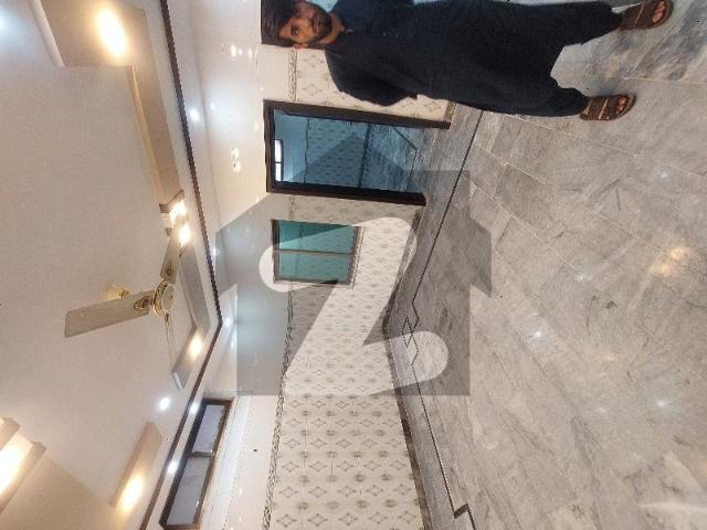 10 Marla New House For Sell In Hayatabad Phase 1 In Good Location Hayatabad Phase 1 E3