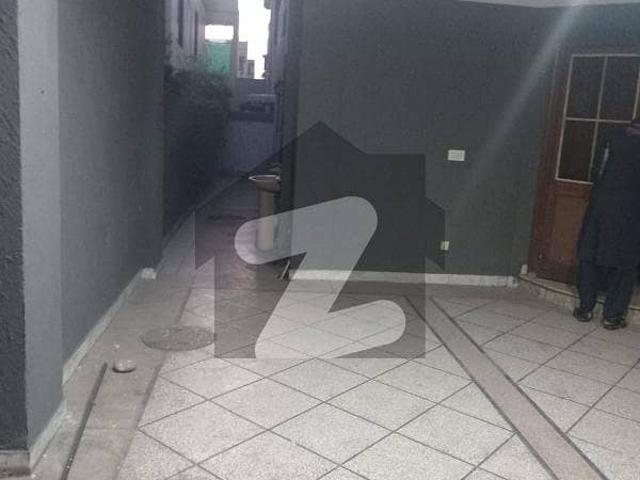 10 marla office in wapda town for rent