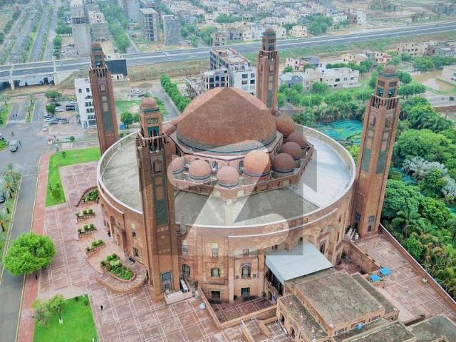 10 Marla On Ground Possesion Plot For Sale In Overseas A Block Bahria Town Lahore