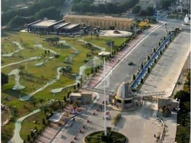 10 Marla Open Form Plot For Sale In Bahria Orchard Lahore Phase 4 G5 Block Prime Location